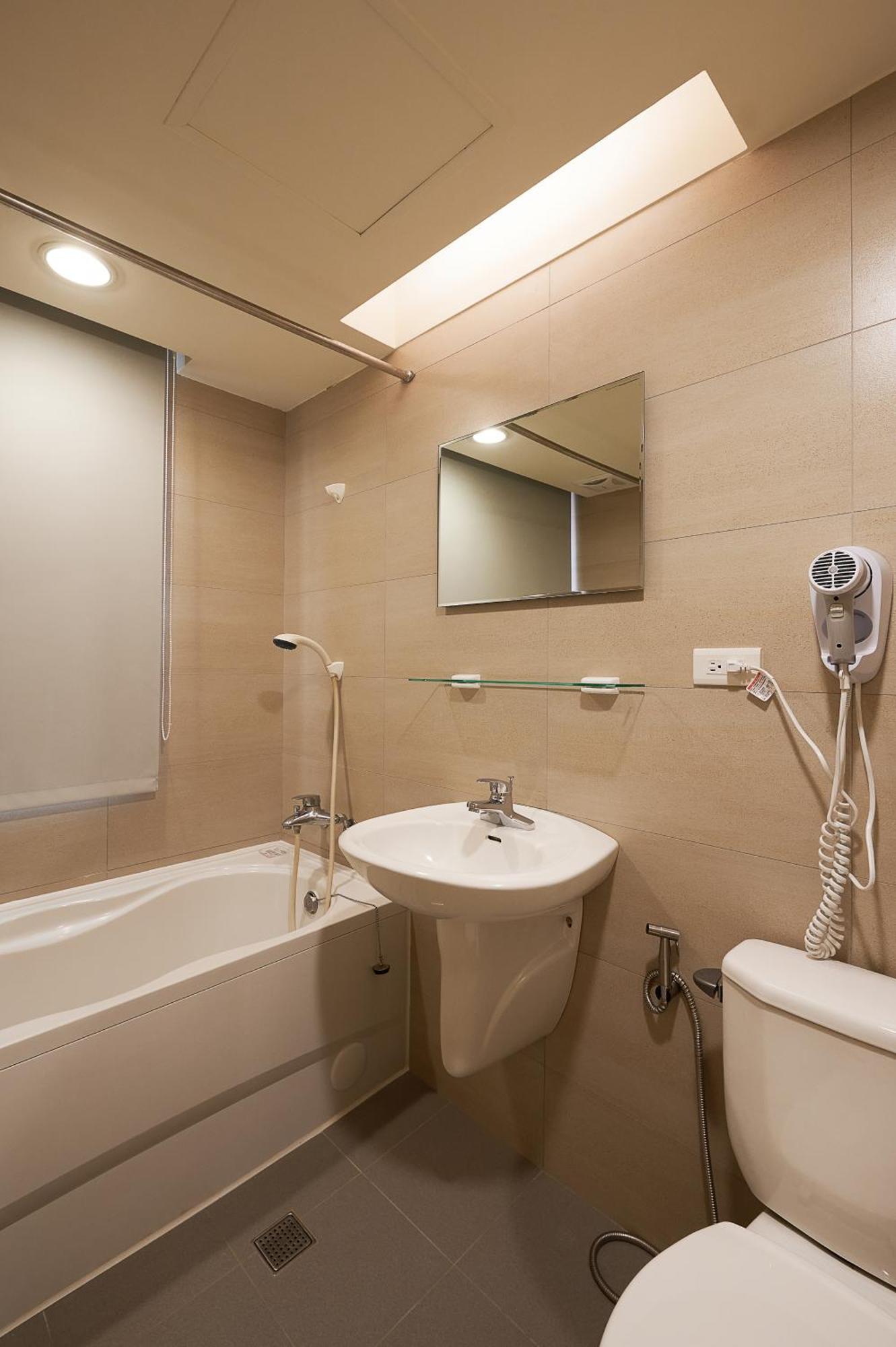 Nei Jiang Hotel Taipei Bagian luar foto