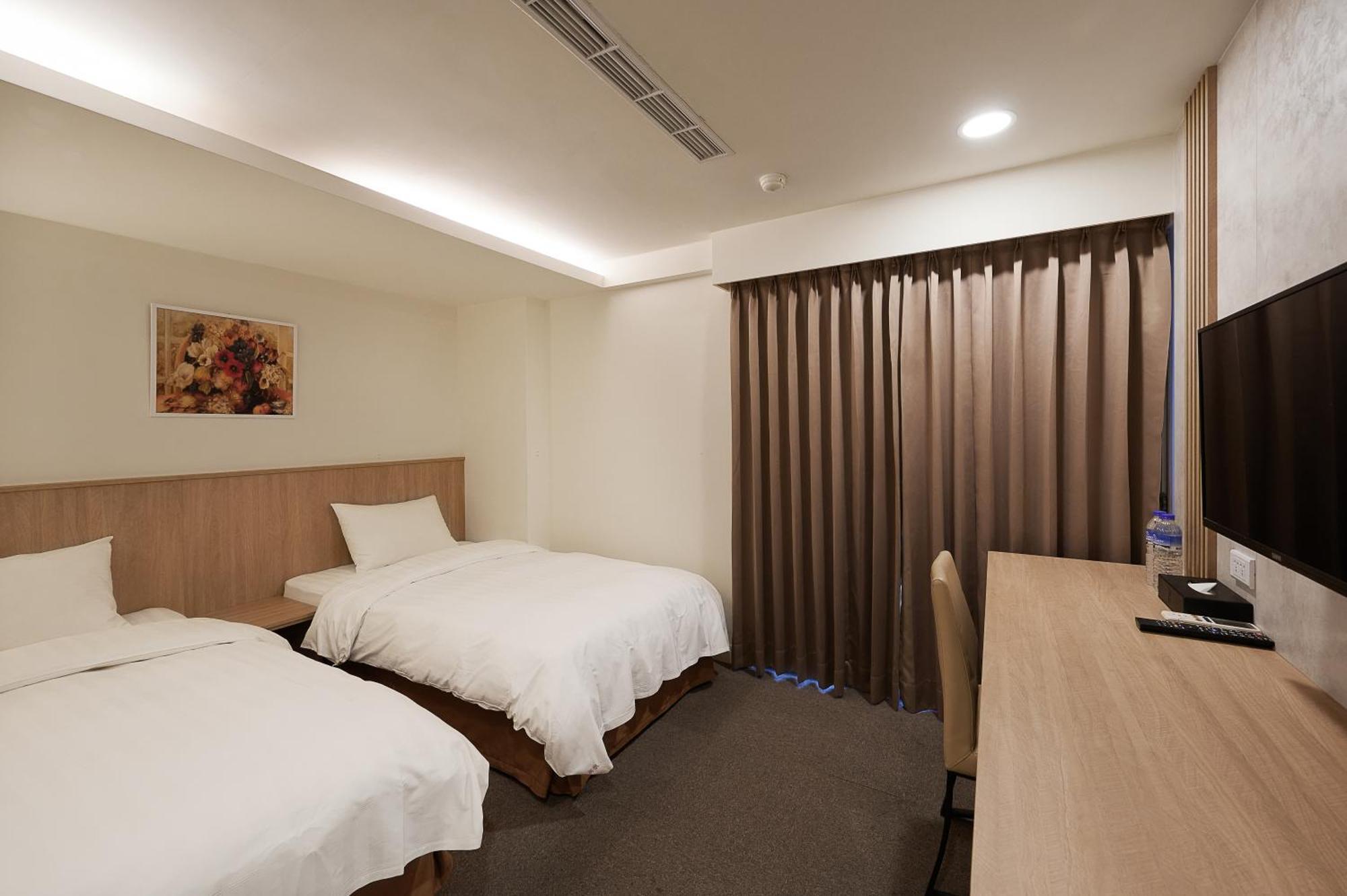 Nei Jiang Hotel Taipei Bagian luar foto