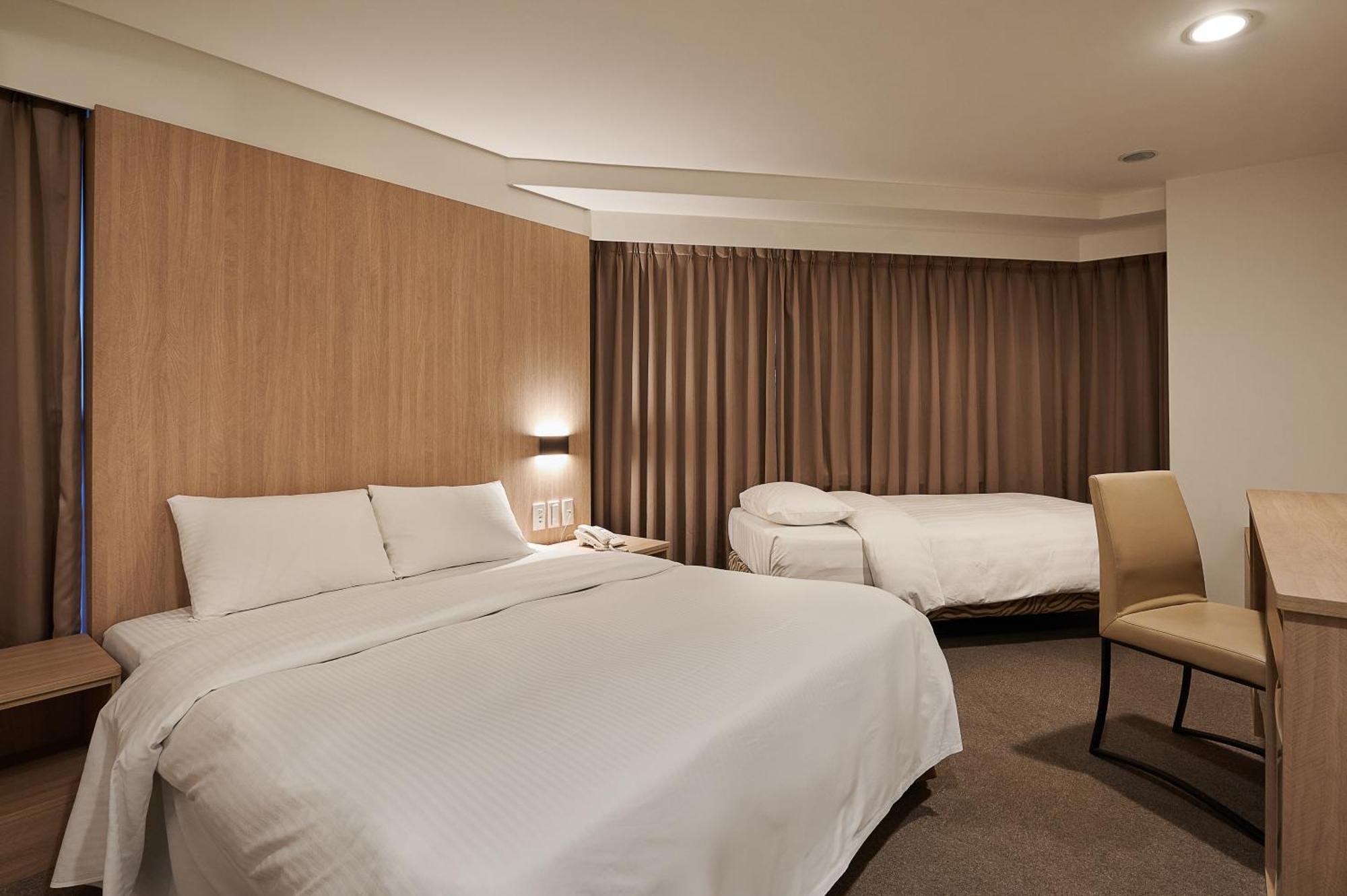 Nei Jiang Hotel Taipei Bagian luar foto